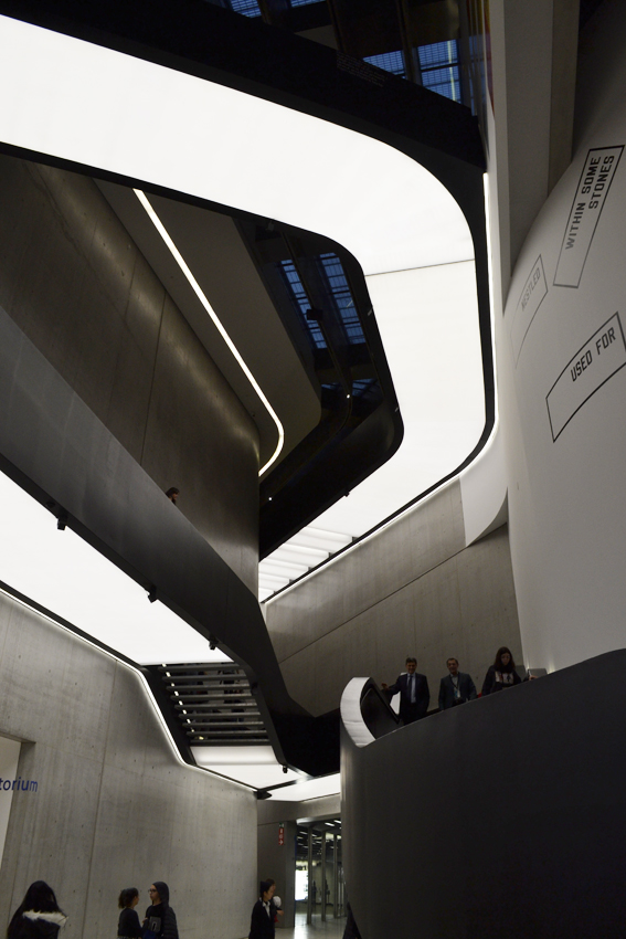 The MAXXI: National Museum of 21st Century Art интериор